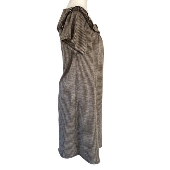 LC Lauren Conrad Cold-Shoulder Ruffle Knit Shift Dress Short Sleeve Scoop Neck - Picture 5 of 15